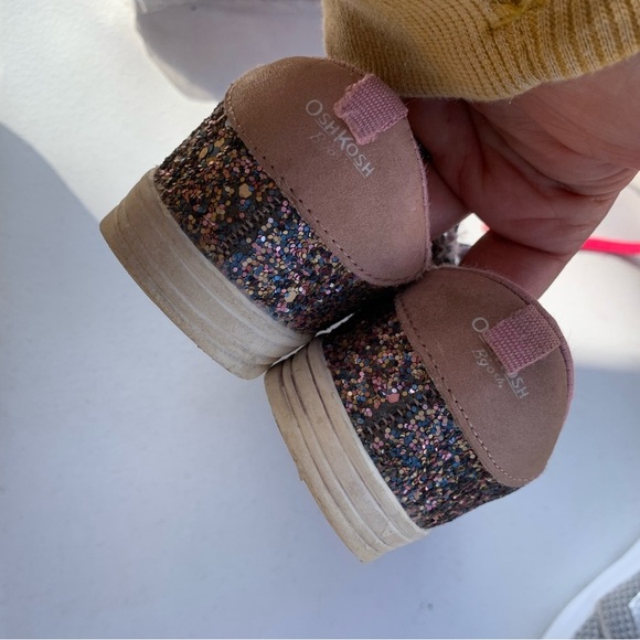 Oshgosh size 12 M Kids Glitter Sneakers with Pink Accents - Picture 4 of 5
